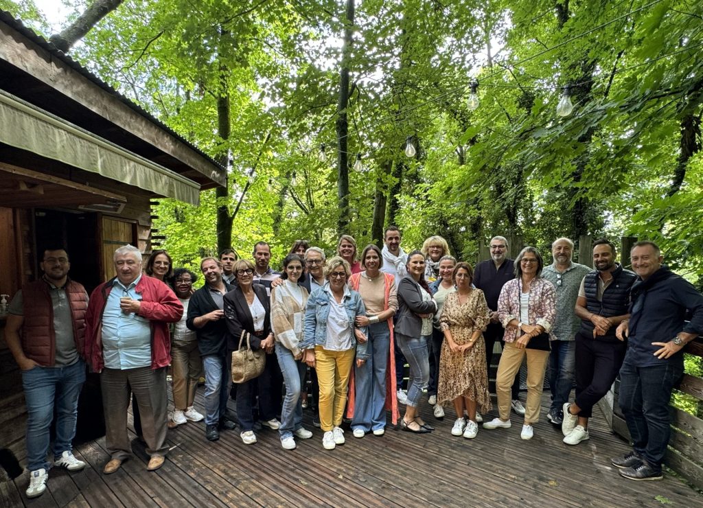 2026 Photo groupe dans les arbres